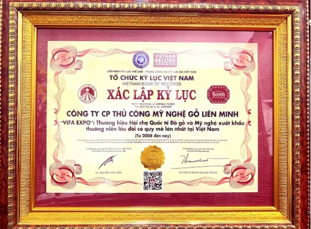 Hội chợ VIFA EXPO – do Công ty Liên Minh tổ chức được vinh danh là hội chợ quốc tế đồ gỗ và mỹ nghệ xuất khẩu thường niên lâu đời có quy mô lớn nhất tại Việt Nam