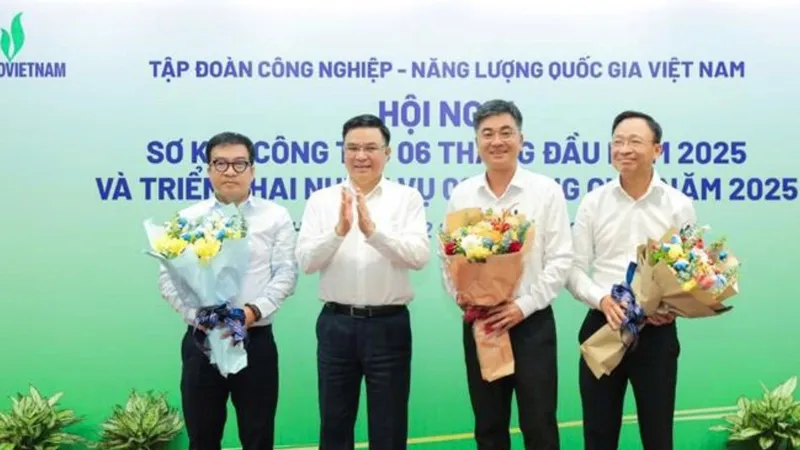 PVFCCo - Phú Mỹ được Petrovietnam biểu dương là một trong 3 đơn vị nhóm 1 đạt thành tích hoàn thành toàn diện kế hoạch quản trị 6 tháng đầu năm 2025 về sản lượng sản xuất và các chỉ tiêu tài chính