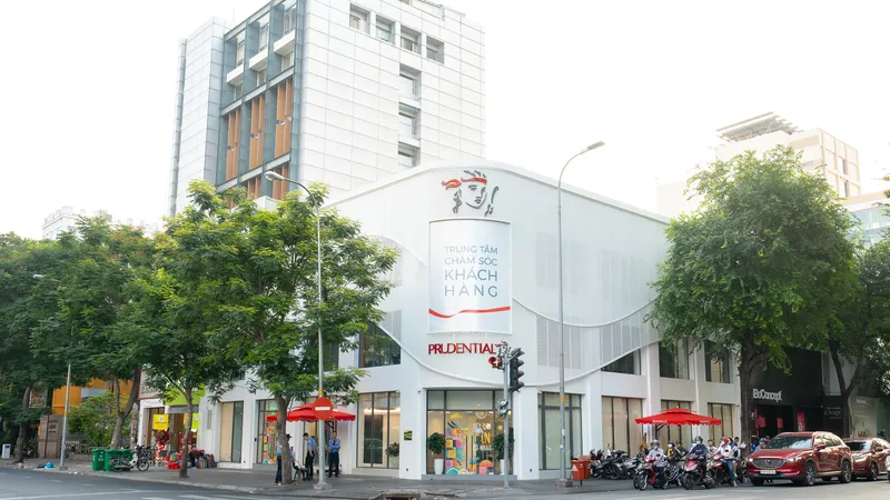 Prudential chi trả nhanh 3 trường hợp khách hàng bị ảnh hưởng bởi bão lũ tại miền Trung