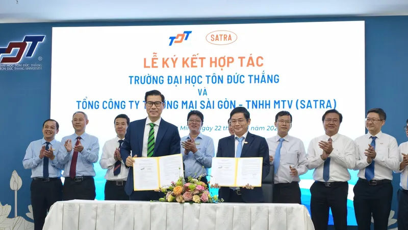 Hợp tác Trường Đại học Tôn Đức Thắng, SATRA thúc đẩy chuyển đổi số gắn đào tạo nguồn nhân lực