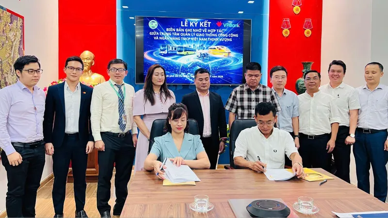 VPBank tiên phong đưa giải pháp thanh toán tiện lợi vào phục vụ hệ thống giao thông công cộng tại TPHCM