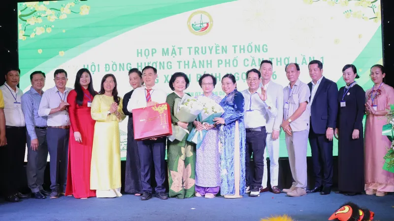 Ban chấp hành lâm thời Hội Đồng hương Thành phố Cần Thơ ra mắt