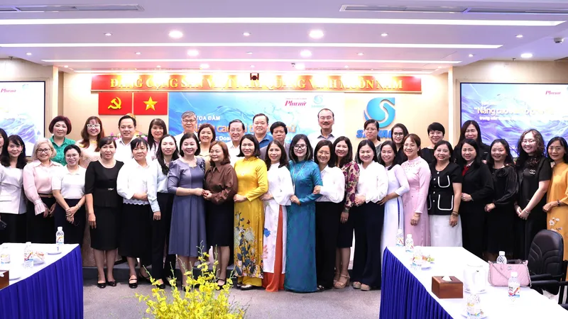 Đại biểu dự tọa đàm
