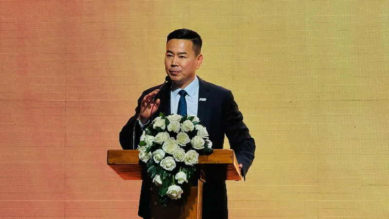 Ông Phương Tiến Minh, Tổng Giám đốc FWD Việt Nam phát biểu tại lễ ra mắt sản phẩm mới