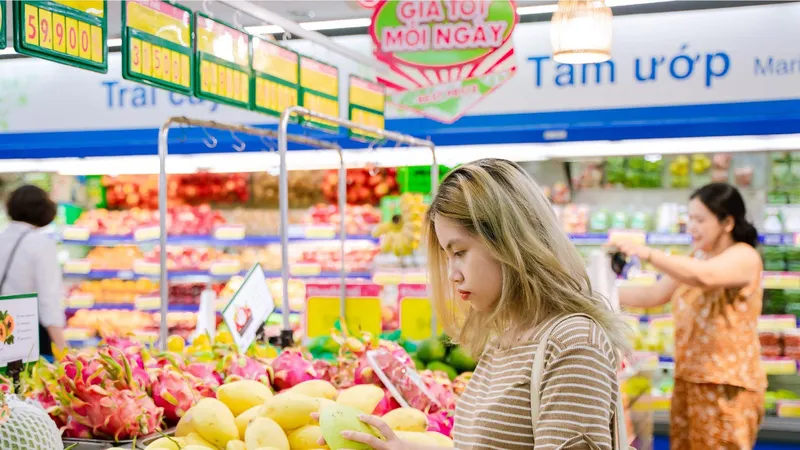 Saigon Co.op tăng cường trái cây nhập khẩu và nội địa đồng loạt giảm giá, phục vụ nhu cầu giải nhiệt mùa hè