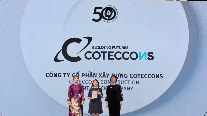 Coteccons 4 năm liên tiếp vào Top 50 Doanh nghiệp phát triển bền vững