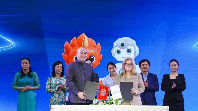 Khoảnh khắc đại diện VA Schools và UBTECH ký kết/trao văn kiện hợp tác
