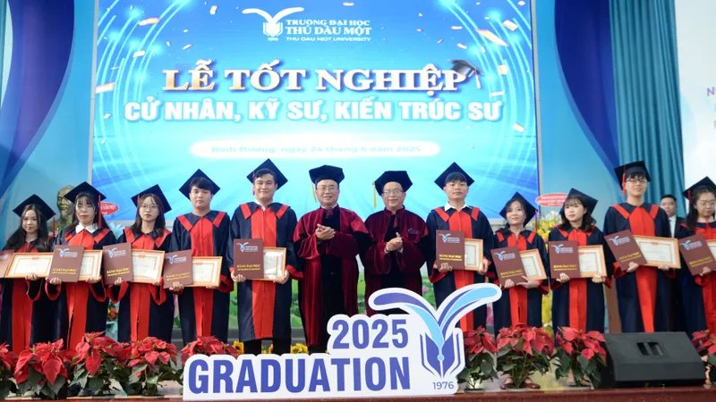 Trường Đại học Thủ Dầu Một: Nửa thế kỷ gieo mầm tri thức, khát vọng vươn mình trong kỷ nguyên đổi mới sáng tạo
