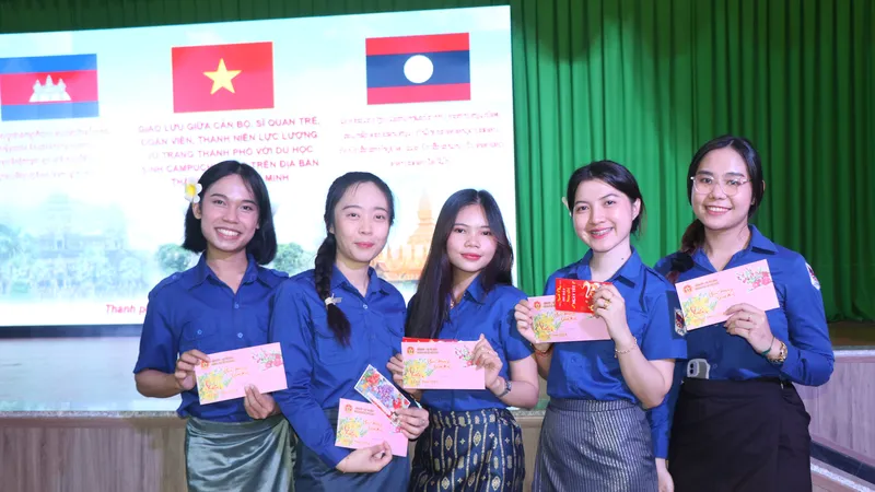 Chương trình giao lưu “Chung dòng Mê Kông, nghĩa tình sâu nặng, mừng xuân Giáp Thìn 2024” 