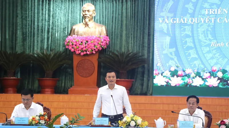 Huyện Bình Chánh tập trung tháo gỡ khó khăn trong xử lý vi phạm lĩnh vực đất đai, xây dựng