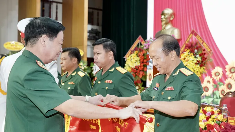 Quân khu 7 tập trung thi đua hoàn thành nhiệm vụ diễn tập phòng thủ