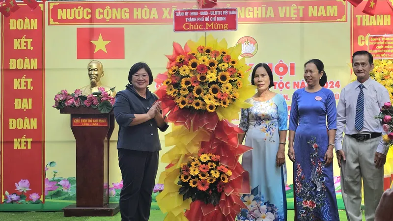 Phát huy tình làng, nghĩa xóm, tính tự quản trong cộng đồng dân cư