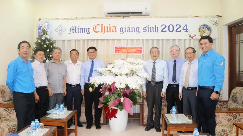 Lãnh đạo TPHCM thăm và chúc mừng Tổng liên hội Hội thánh Tin lành Việt Nam (miền Nam)