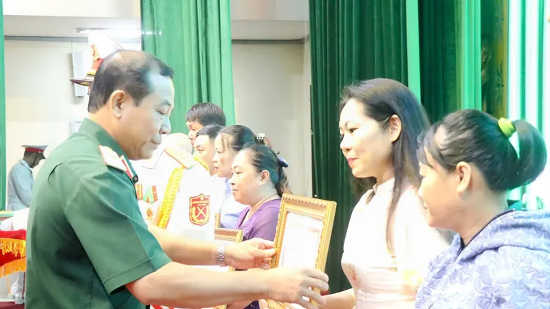 TPHCM tổng kết công tác tuyển chọn và gọi công dân nhập ngũ năm 2025