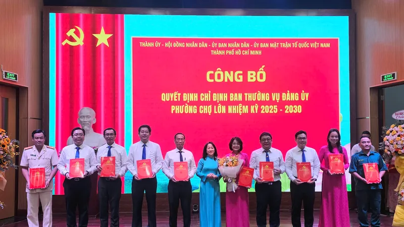 Phấn khởi lễ công bố thành lập các phường mới tại TPHCM