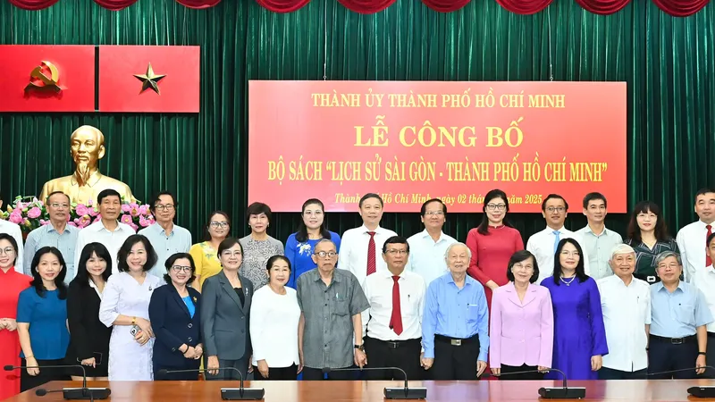 Công bố bộ sách “Lịch sử Sài Gòn - Thành phố Hồ Chí Minh”