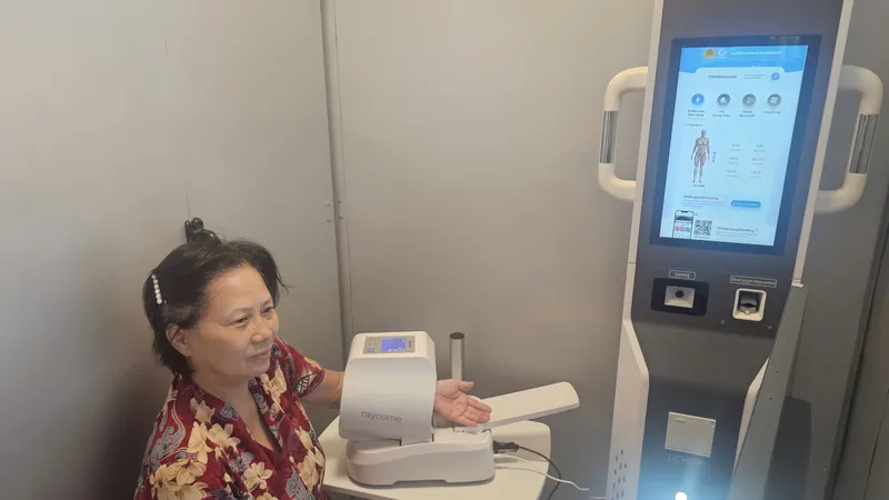 "Trạm công dân số” đầu tiên của TPHCM tại Cao ốc Đảo Kim Cương