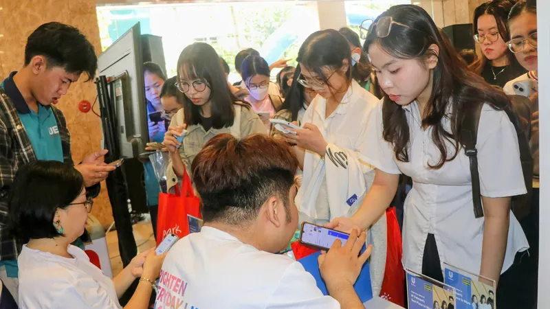 Hơn 3.000 cơ hội việc làm cho sinh viên, người lao động