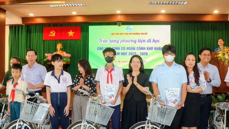Gần 200 triệu đồng chăm lo người nghèo tại phường Tân Mỹ (TPHCM)