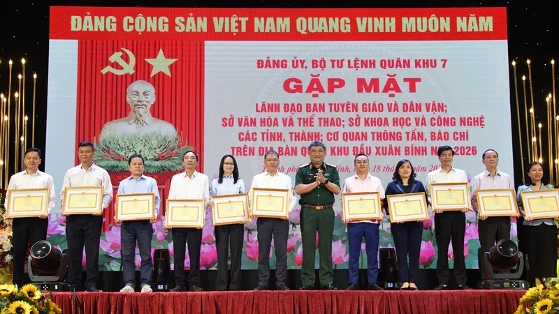 Tăng cường tuyên truyền quốc phòng - an ninh gắn với đấu tranh phản bác thông tin sai trái