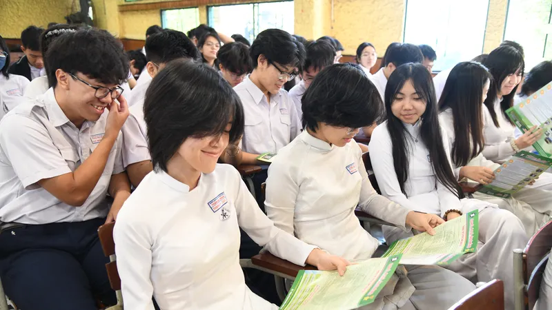 Thu hút nhân lực trẻ cho công nghiệp quốc phòng