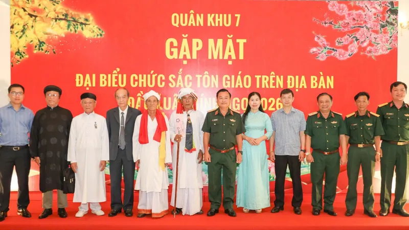 Phát huy vai trò của các tôn giáo trong xây dựng nền quốc phòng toàn dân
