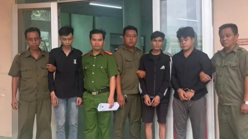 Bắt 4 đối tượng đánh nhau tại KCN Sóng Thần 2