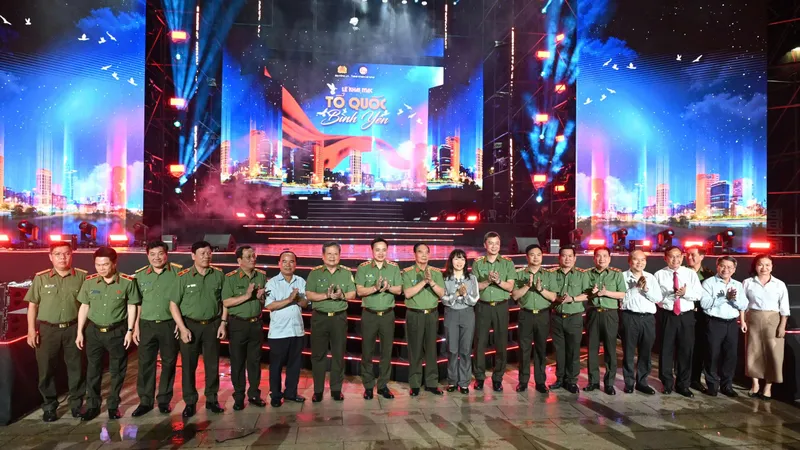 Khai mạc chuỗi sự kiện“Tổ quốc bình yên” tại TPHCM
