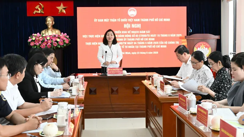 TPHCM giám sát việc thực hiện chính sách phát triển kinh tế tư nhân