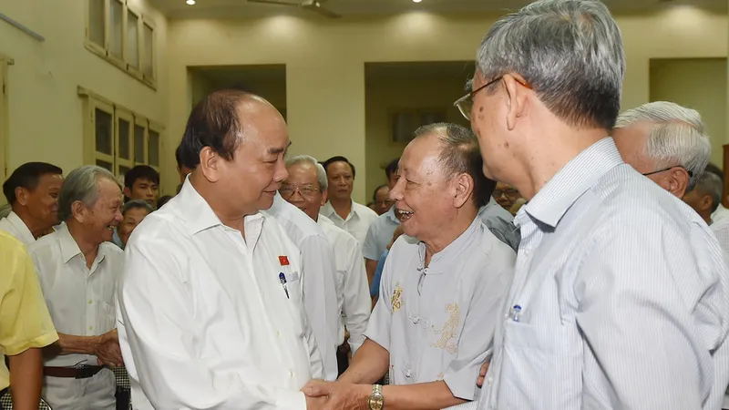 Thủ tướng Nguyễn Xuân Phúc tiếp xúc cử tri Hải Phòng