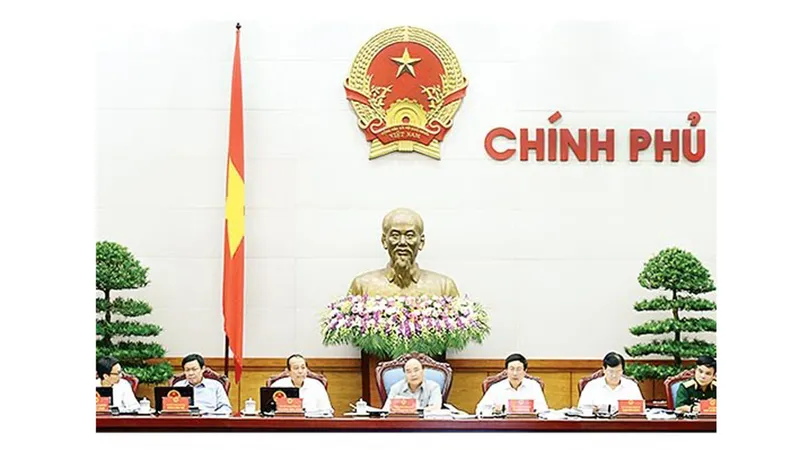 Chính phủ yêu cầu thực hiện quyết liệt, cơ cấu lại các ngân hàng thương mại yếu kém