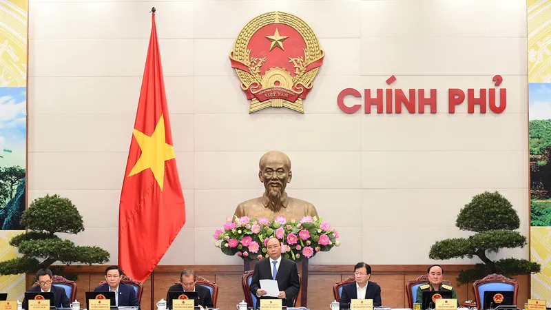  Thủ tướng Nguyễn Xuân Phú chủ trì phiên họp Chính phủ thường kỳ tháng 10/2017. Ảnh: VGP
