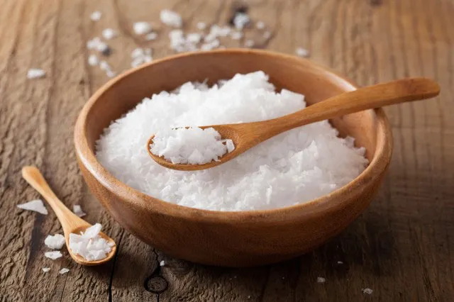 Người Việt Nam cần giảm muối trong khẩu phần ăn ​
