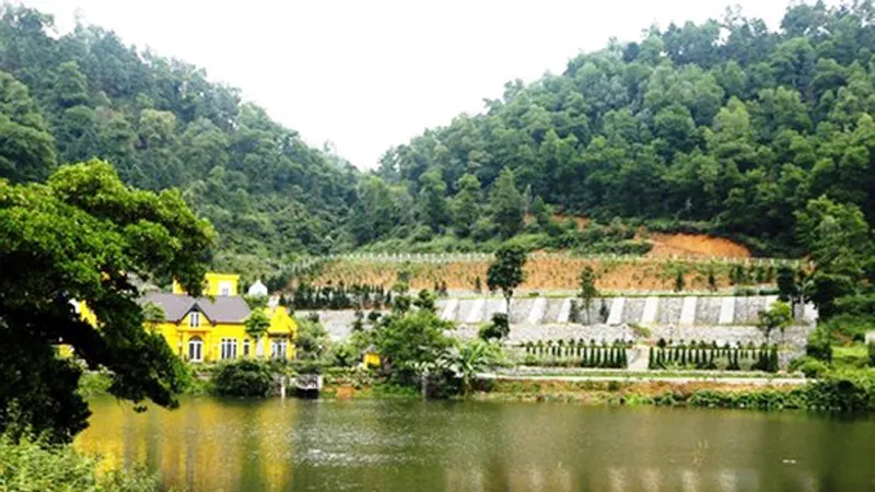 Nhiều công trình xây dựng đã xẻ núi, lấp hồ trên đất rừng phòng hộ ở Sóc Sơn