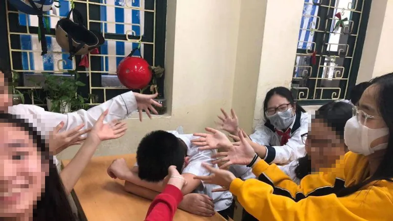 Nhiều trường học thực hiện 100% học sinh đeo khẩu trang