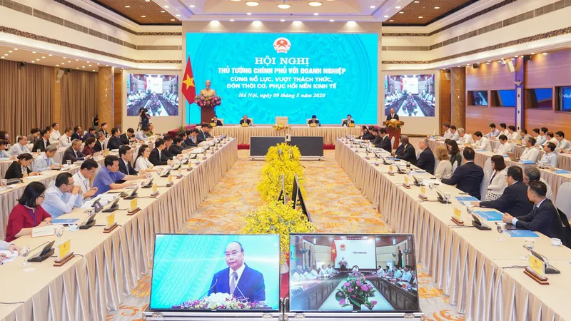 Thủ tướng: Doanh nghiệp không được trông chờ, ỷ lại