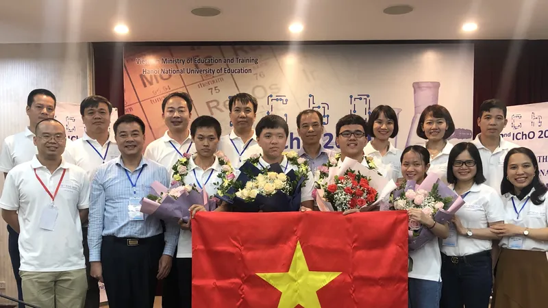 Đội tuyển Việt Nam dự thi Olympic Hoá học quốc tế năm 2020
