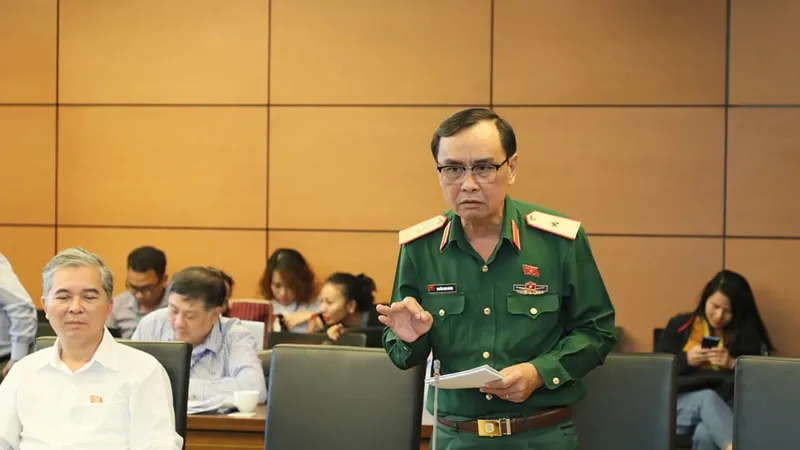 Vẫn tranh luận việc giao Bộ Công an cấp giấy phép lái xe
