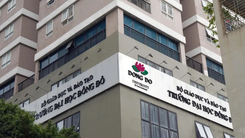 Trụ sở Trường ĐH Đông Đô. Ảnh: QUANG PHÚC