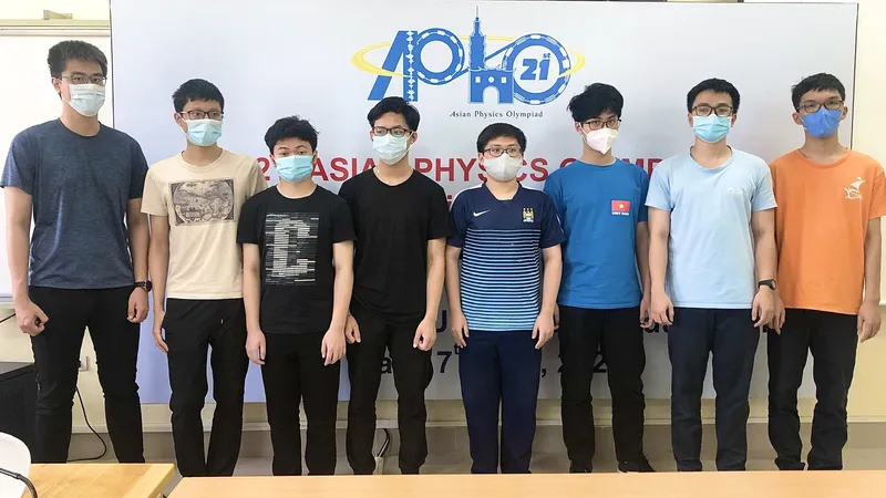 Lần đầu tiên, Việt Nam có học sinh đạt điểm cao nhất Olympic Vật lý châu Á - Thái Bình Dương