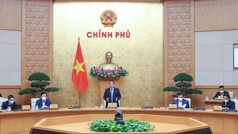 Thủ tướng Phạm Minh Chính chủ trì họp Chính phủ tháng 2-2022. Ảnh: VIẾT CHUNG