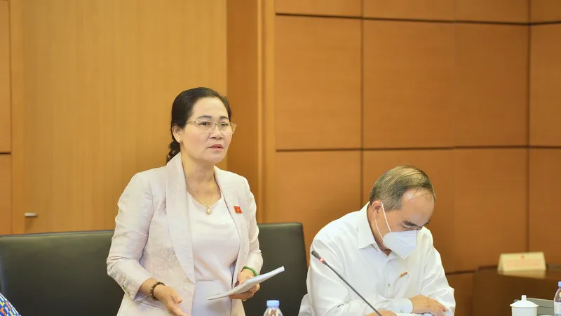 Đề nghị bổ sung chế tài xử phạt với những hành vi thông tin sai sự thật trên không gian mạng
