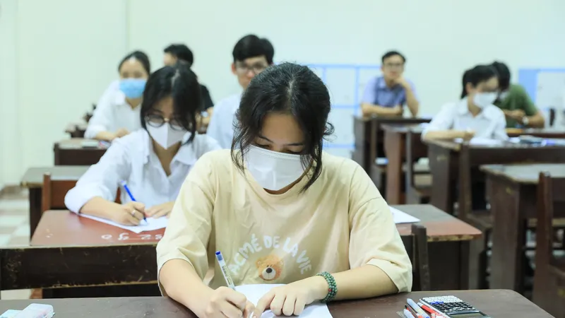 Bộ GD-ĐT cảnh báo việc “nhiễu” thông tin về đề thi 