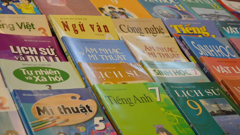 Sẽ sử dụng ngân sách nhà nước mua SGK phổ thông cho học sinh mượn sử dụng