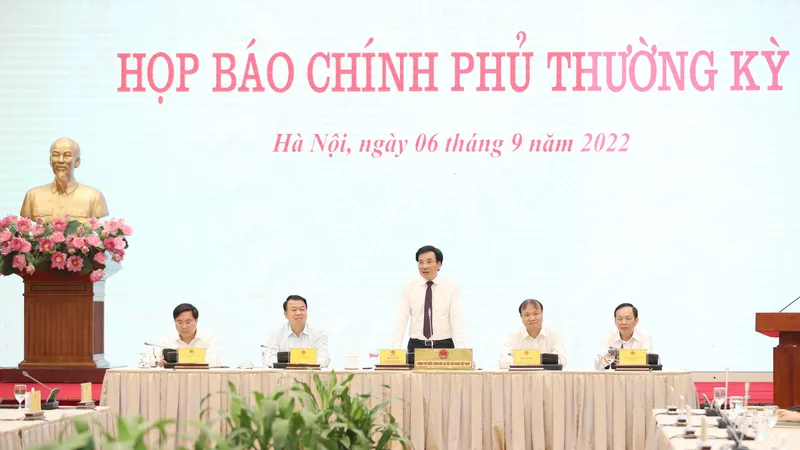 Họp báo Chính phủ thường kỳ tháng 8-2022. Ảnh: QUANG PHÚC