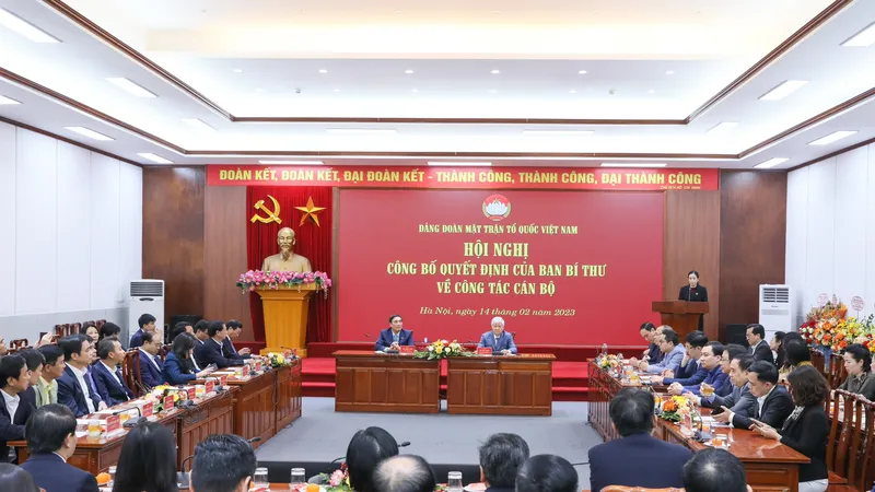 Hội nghị công bố quyết định của Ban Bí thư về công tác cán bộ.