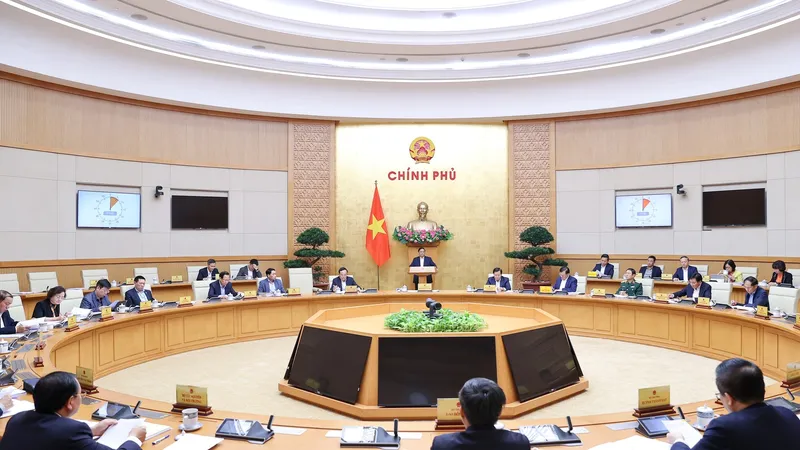 Thủ tướng Phạm Minh Chính chủ trì và phát biểu tại phiên họp Chính phủ chuyên đề pháp luật, sáng 23-2. Ảnh: VIẾT CHUNG