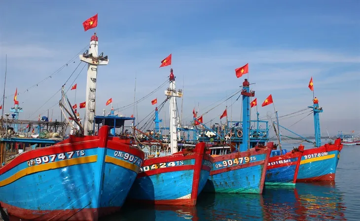 Triển khai Đề án chuyển đổi một số nghề khai thác hải sản ảnh hưởng đến nguồn lợi và môi trường sinh thái.