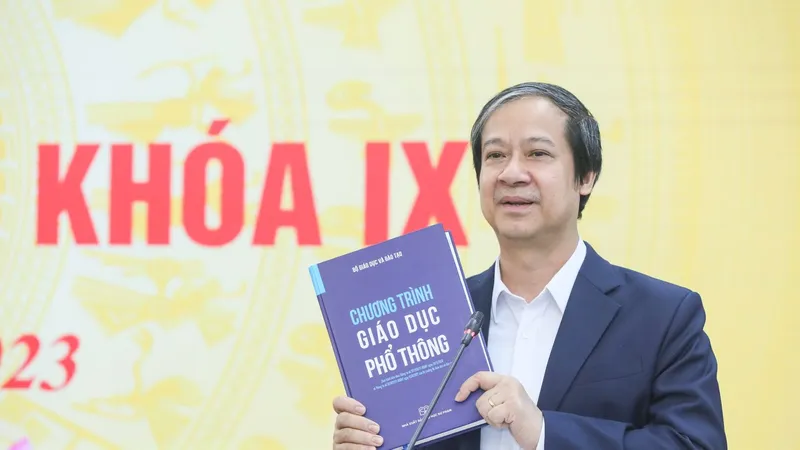 Bộ trưởng Bộ GD-ĐT: Ngành giáo dục mong muốn tiếp tục thực hiện 1 chương trình nhiều SGK