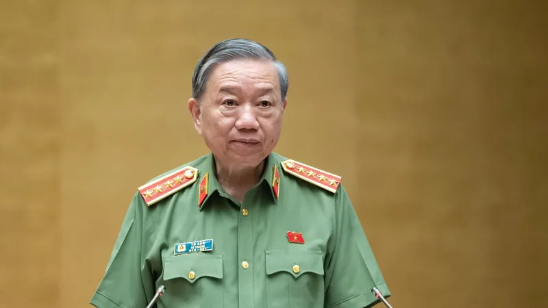 Cấp thẻ căn cước cho người dưới 14 tuổi theo nhu cầu, từ đủ 14 tuổi trở lên là bắt buộc